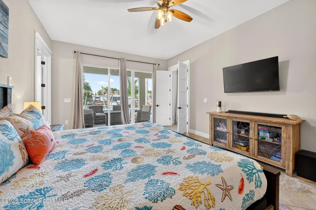 Photo of 318 Angelo Lane