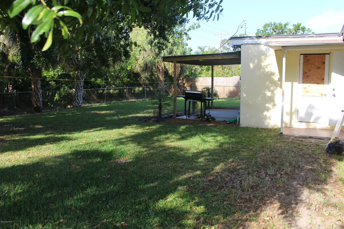 Photo of 1113 W Highland Drive