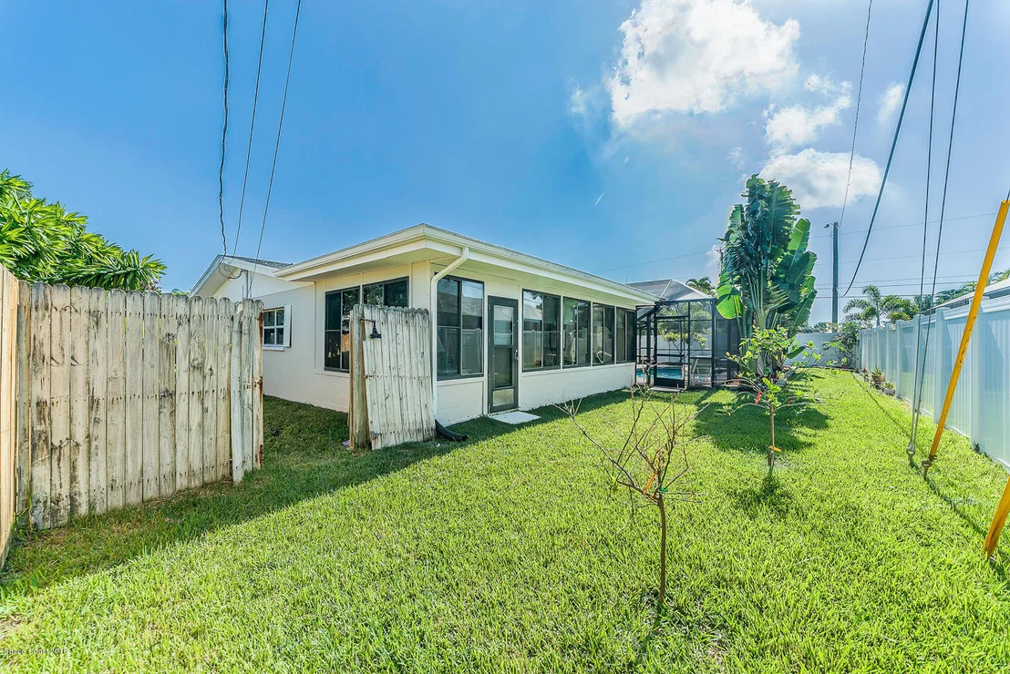 Photo of 240 Pineapple Street