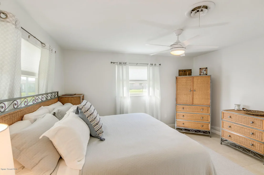 Photo of 1782 Hudson Circle N