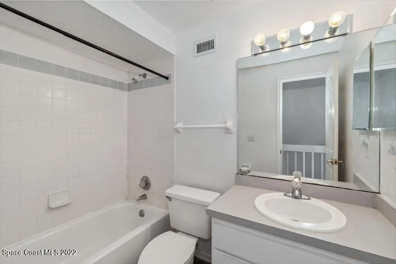 Photo of 1357 Heritage Acres Boulevard