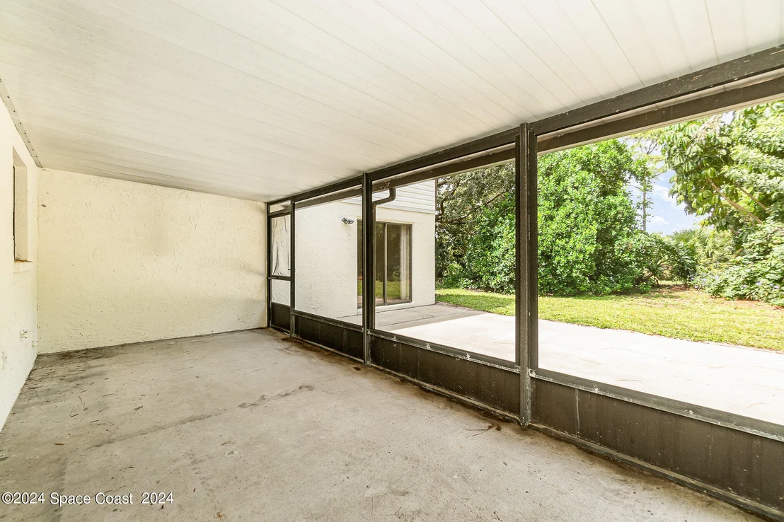 Photo of 392 Myrtlewood Road