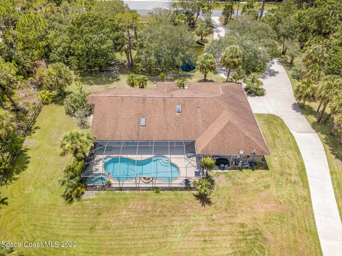 Photo of 2525 Mcgraw Avenue