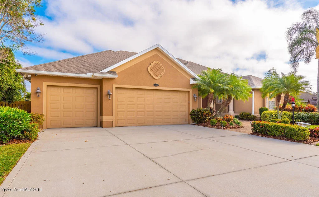 Photo of 2263 Woodfield Circle