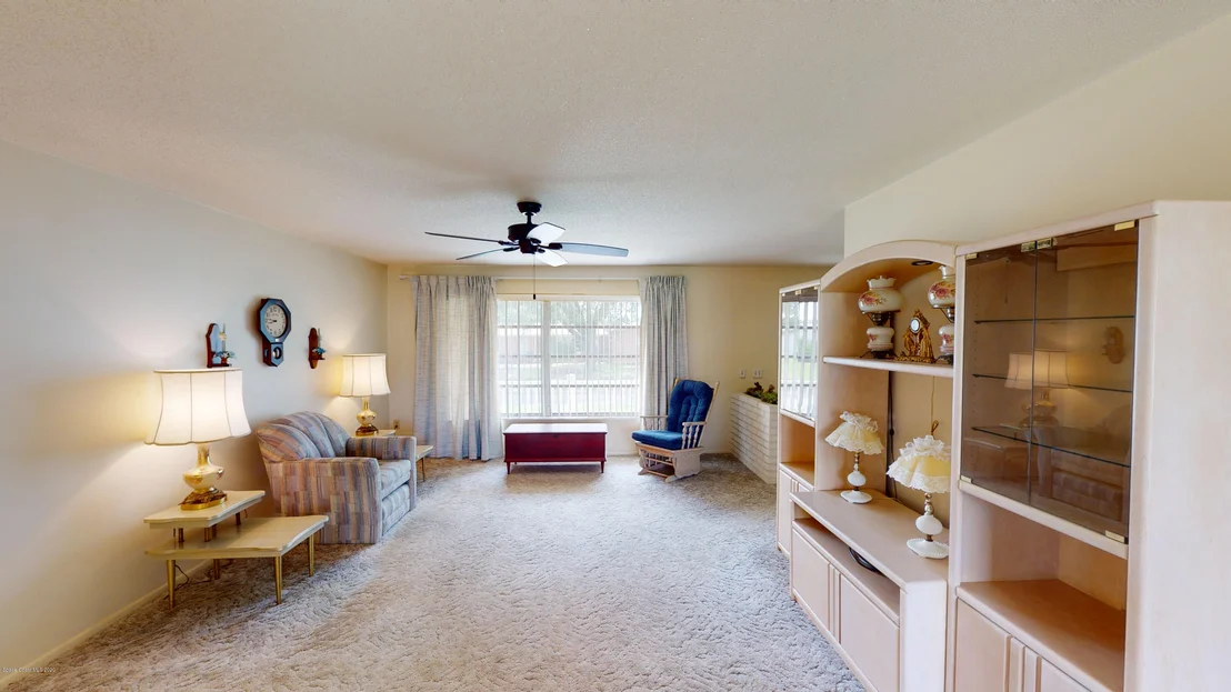 Photo of 566 Ford Circle E