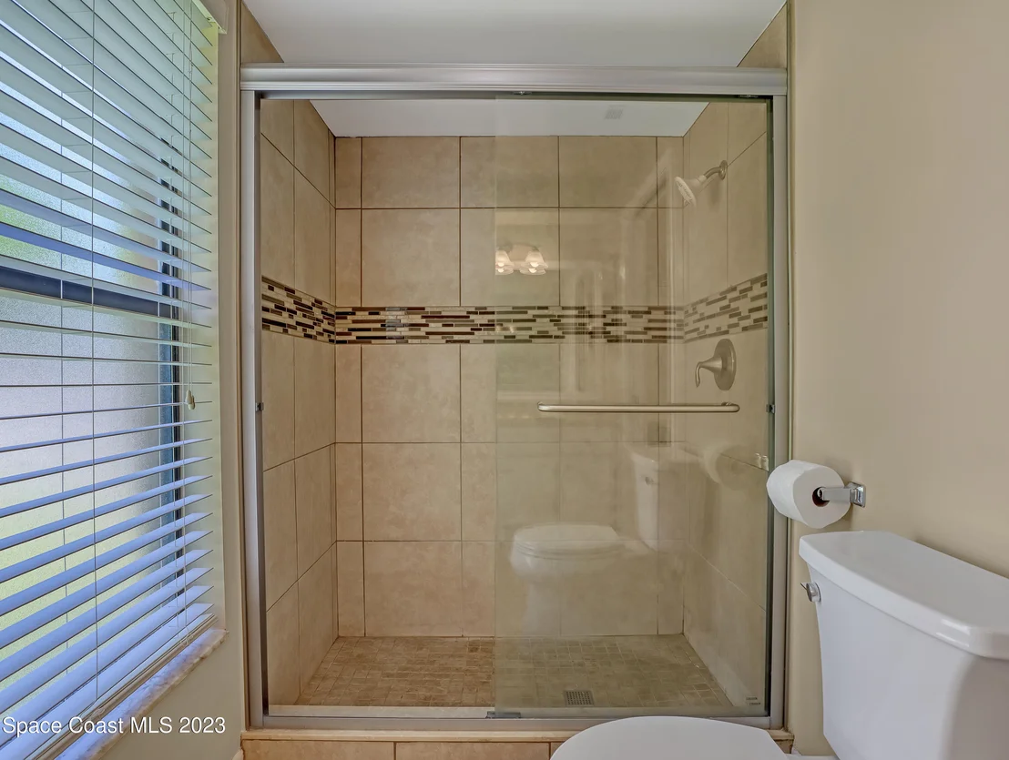 Photo of 220 Applewood Circle