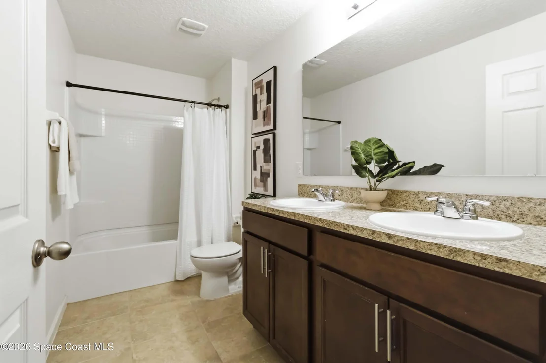 Photo of 320 Moray Drive
