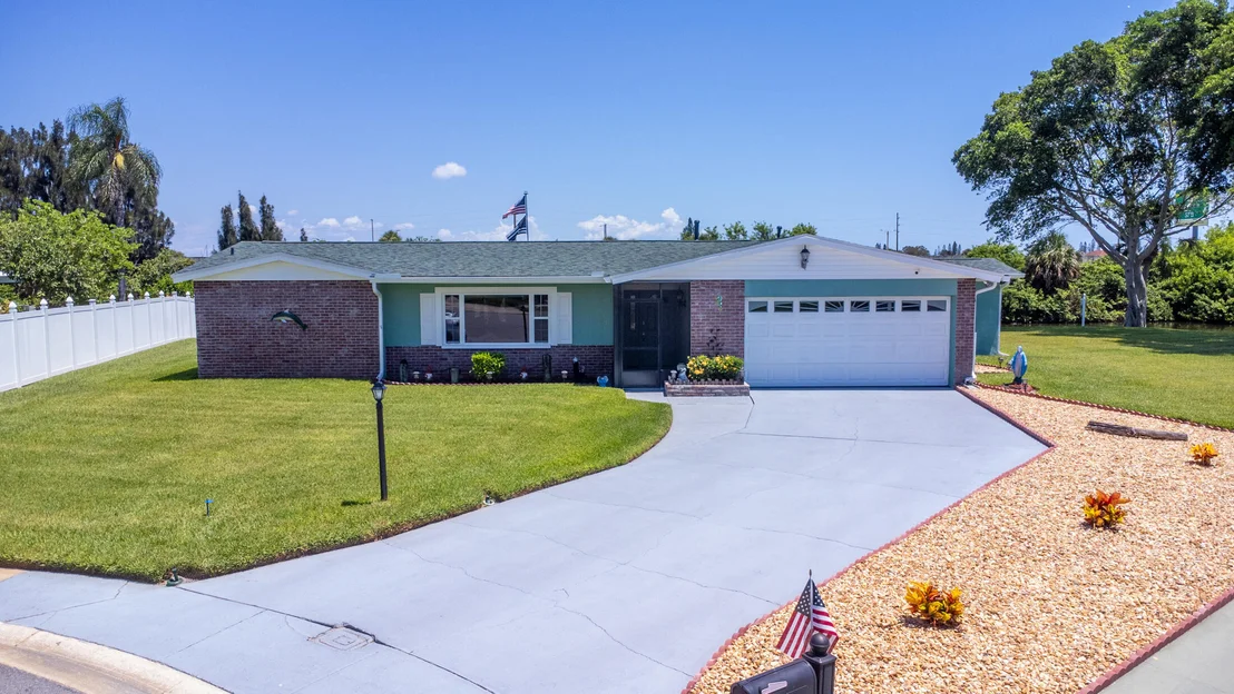 Photo of 449 Sparrow Drive