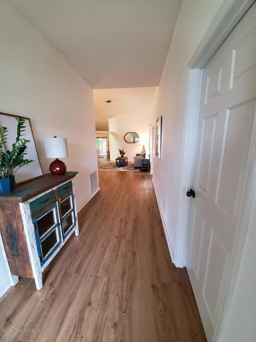 Photo of 550 Benton Drive