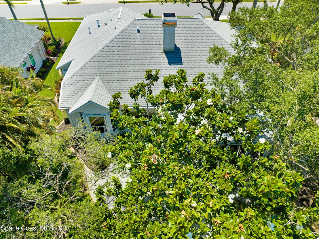 Photo of 954 Somerset Lane