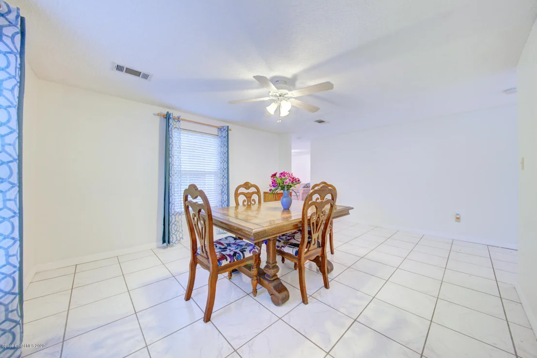 Photo of 4005 Alan Shepard Avenue
