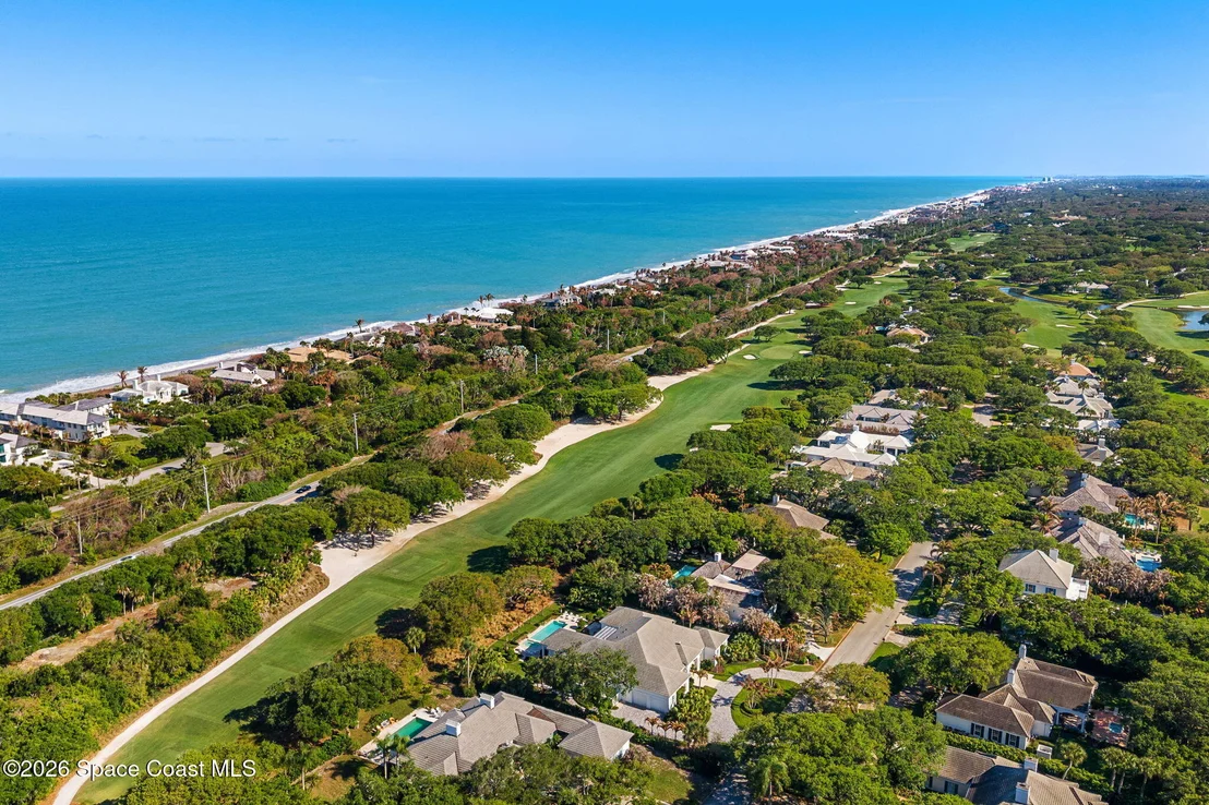 Photo of 680 Ocean Road