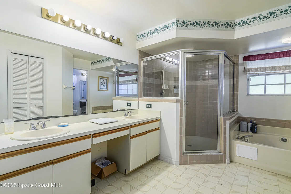 Photo of 413 Abello Road SE