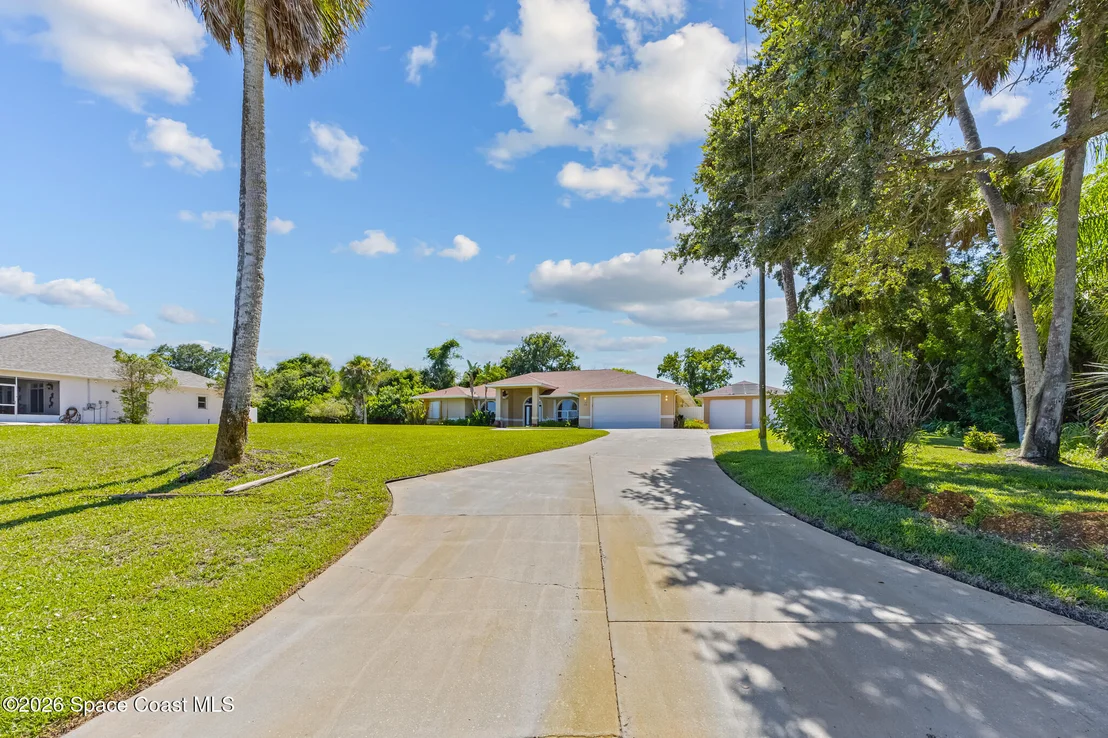 Photo of 4135 Indian River Drive