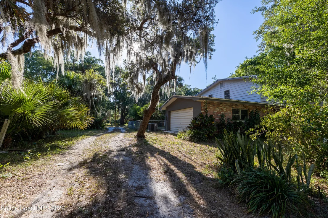 Photo of 3340 Turtle Mound Road
