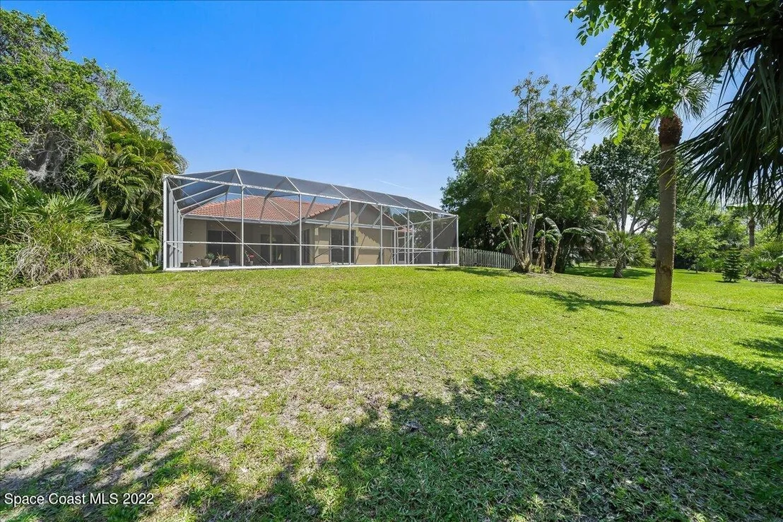 Photo of 4620 Canard Road