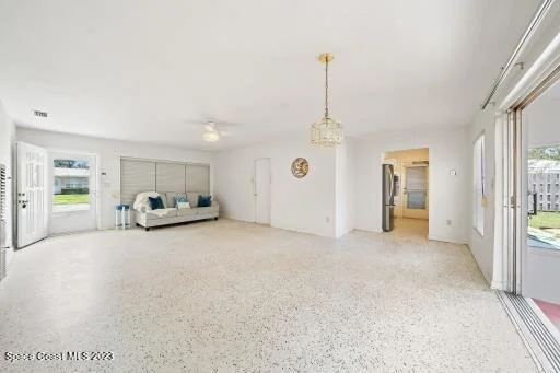 Photo of 412 Par Avenue