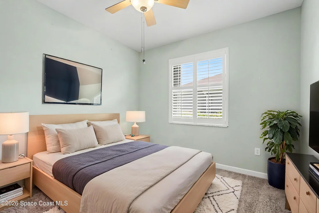 Photo of 348 Gardendale Circle SE