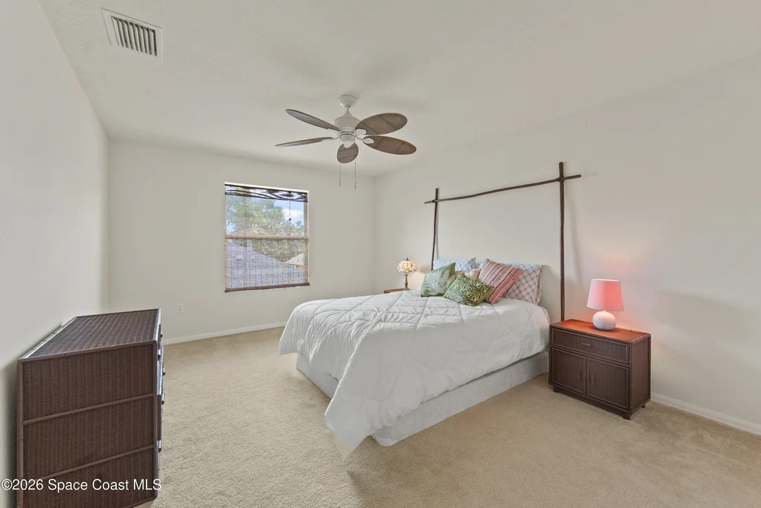 Photo of 385 Tunbridge Drive