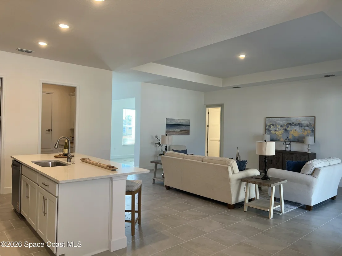 Photo of 1779 Fallon Boulevard NE