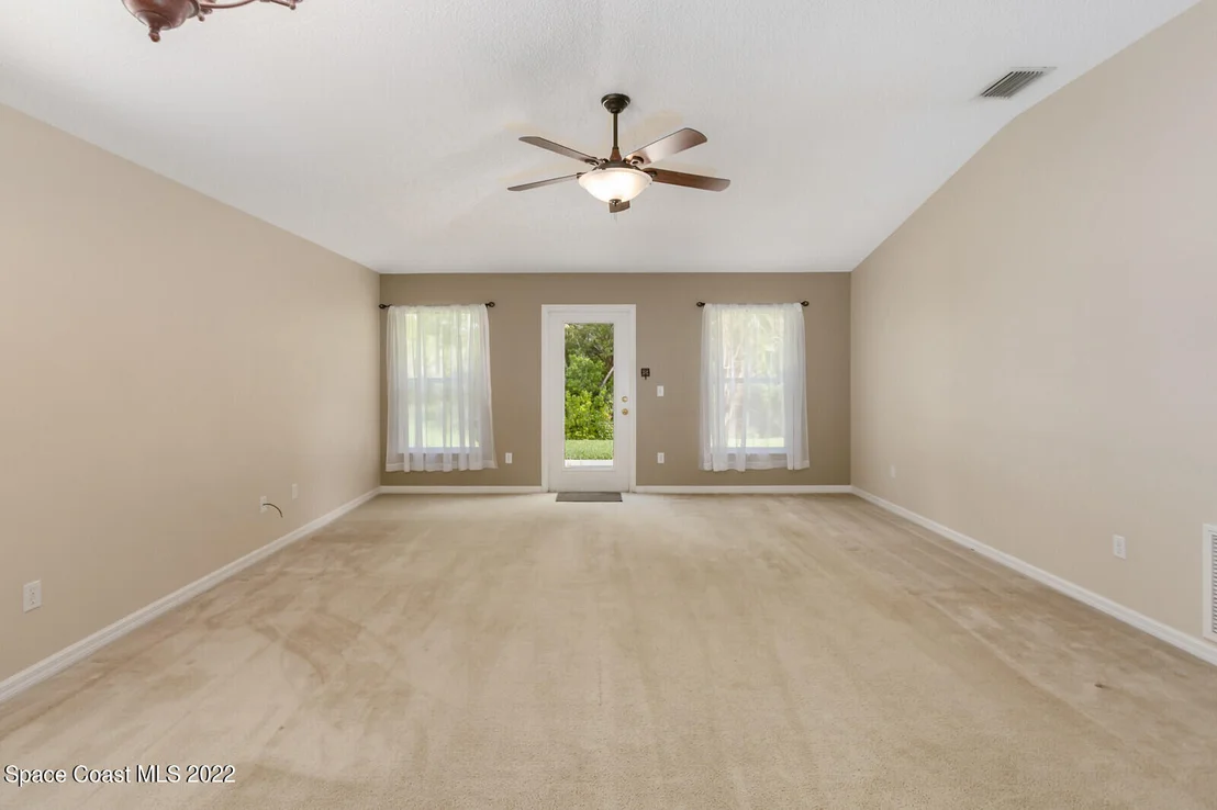 Photo of 2491 Stratford Pointe Drive