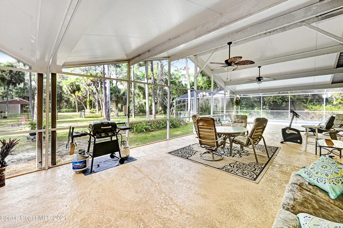 Photo of 2533 Meadow Lane