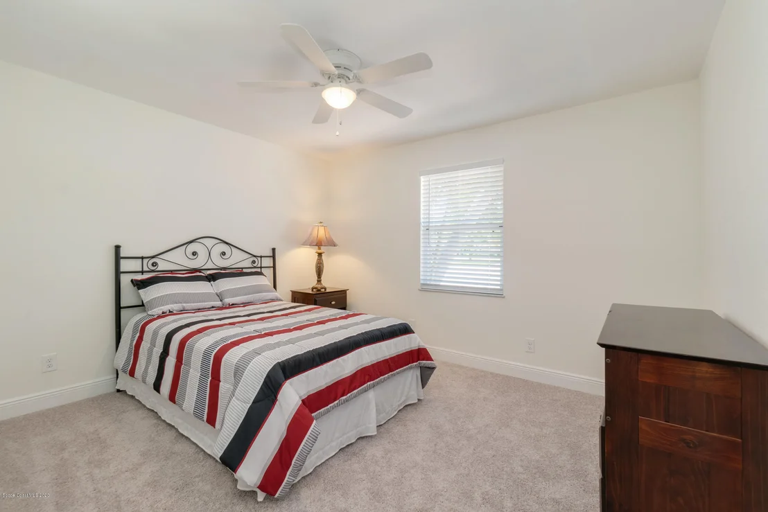 Photo of 7780 Sheridan Road