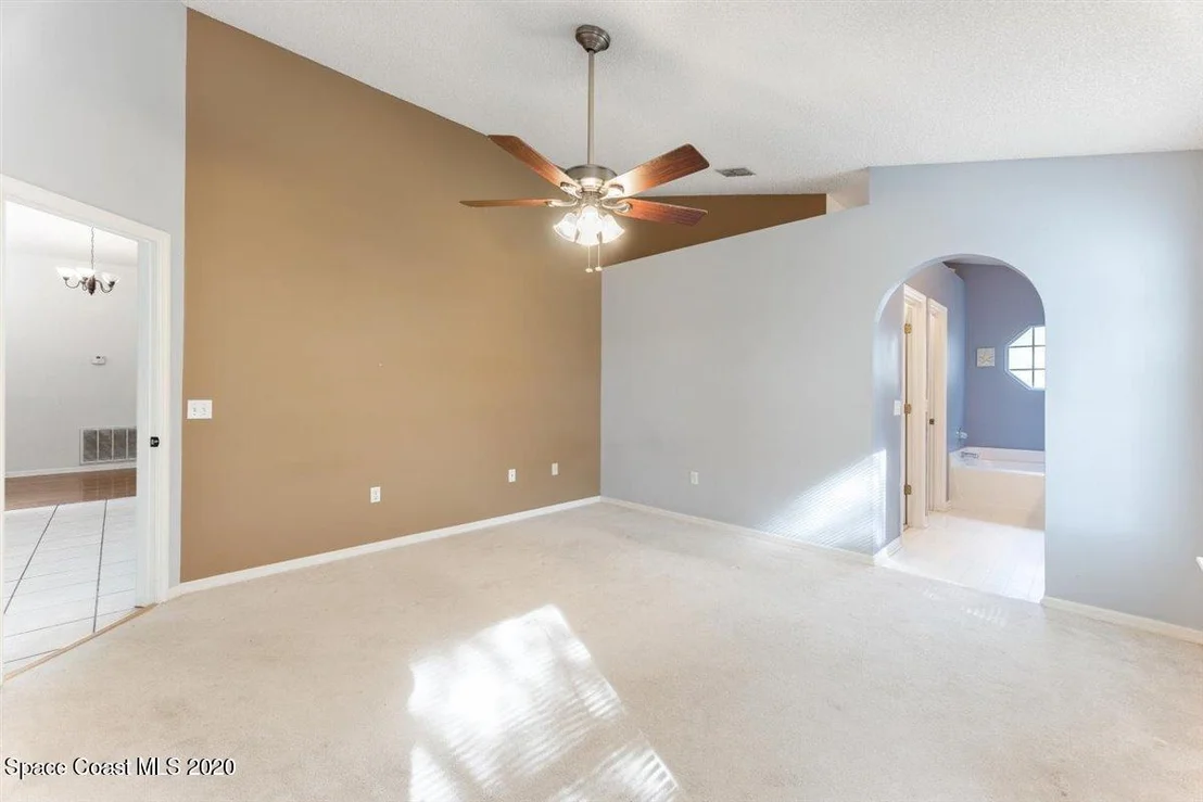 Photo of 1461 Crane Creek Boulevard