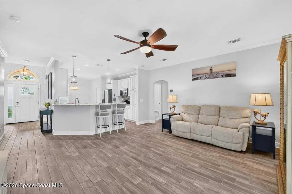 Photo of 228 Abernathy Circle SE
