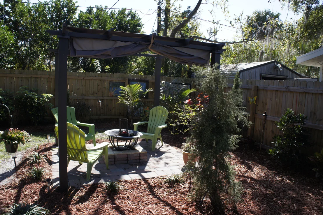 Photo of 555 Old Oak Street