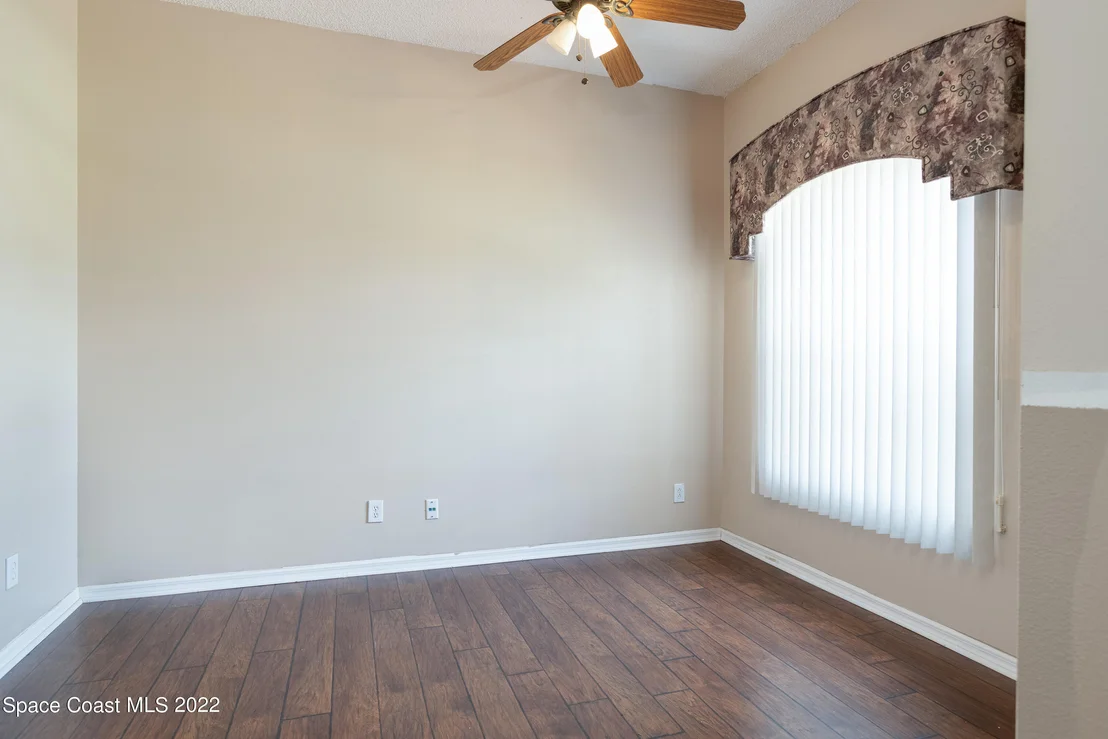 Photo of 6813 Cecil Road
