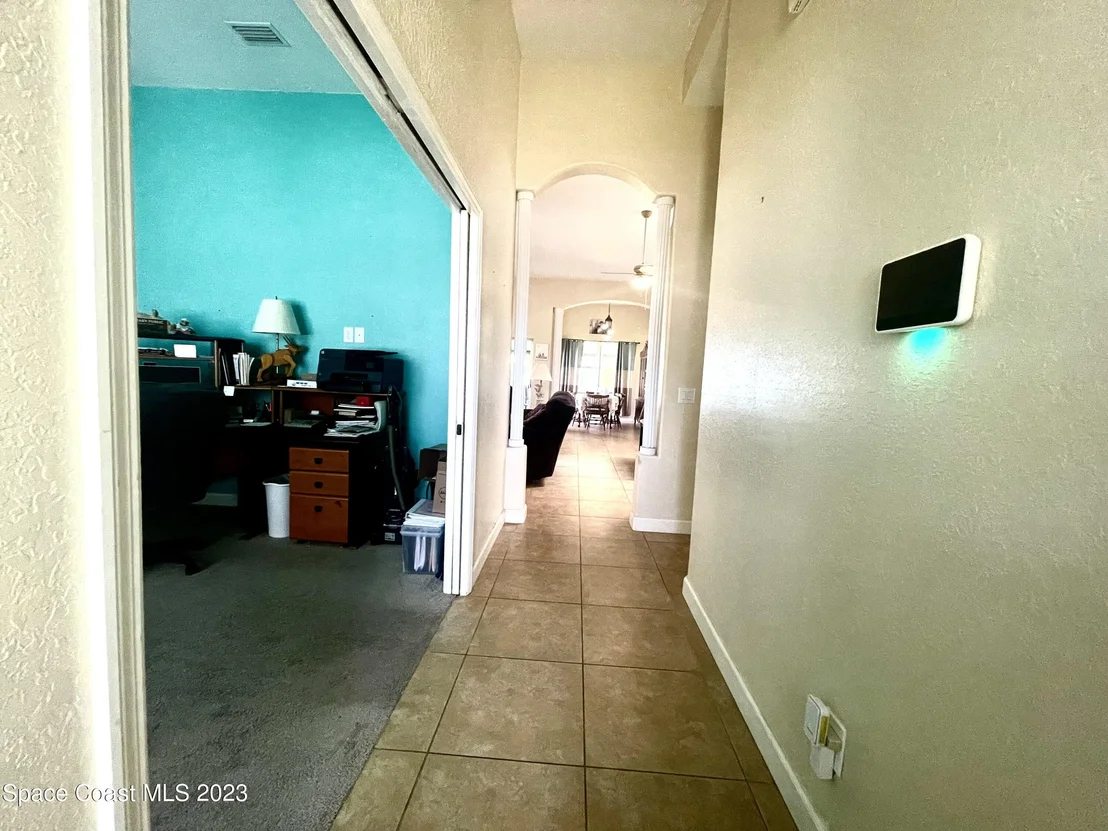 Photo of 471 Carley Lane
