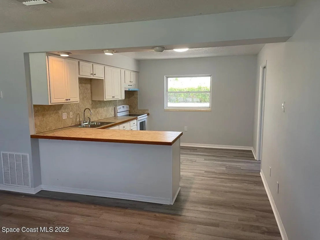 Photo of 712 Wisteria Drive