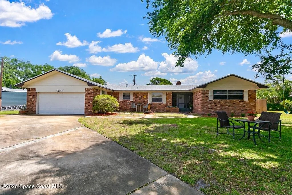 Photo of 3033 Devon Court