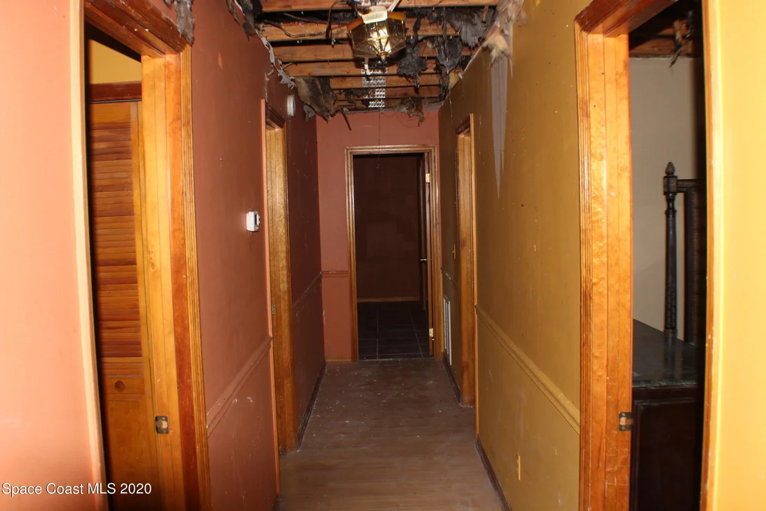 Photo of 150 Oakledge Drive