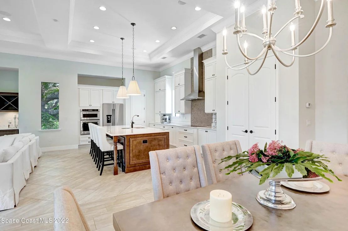 Photo of 180 Whaler Drive
