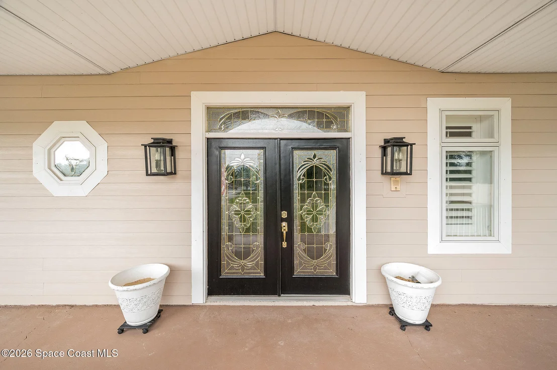 Photo of 2326 Holder Road