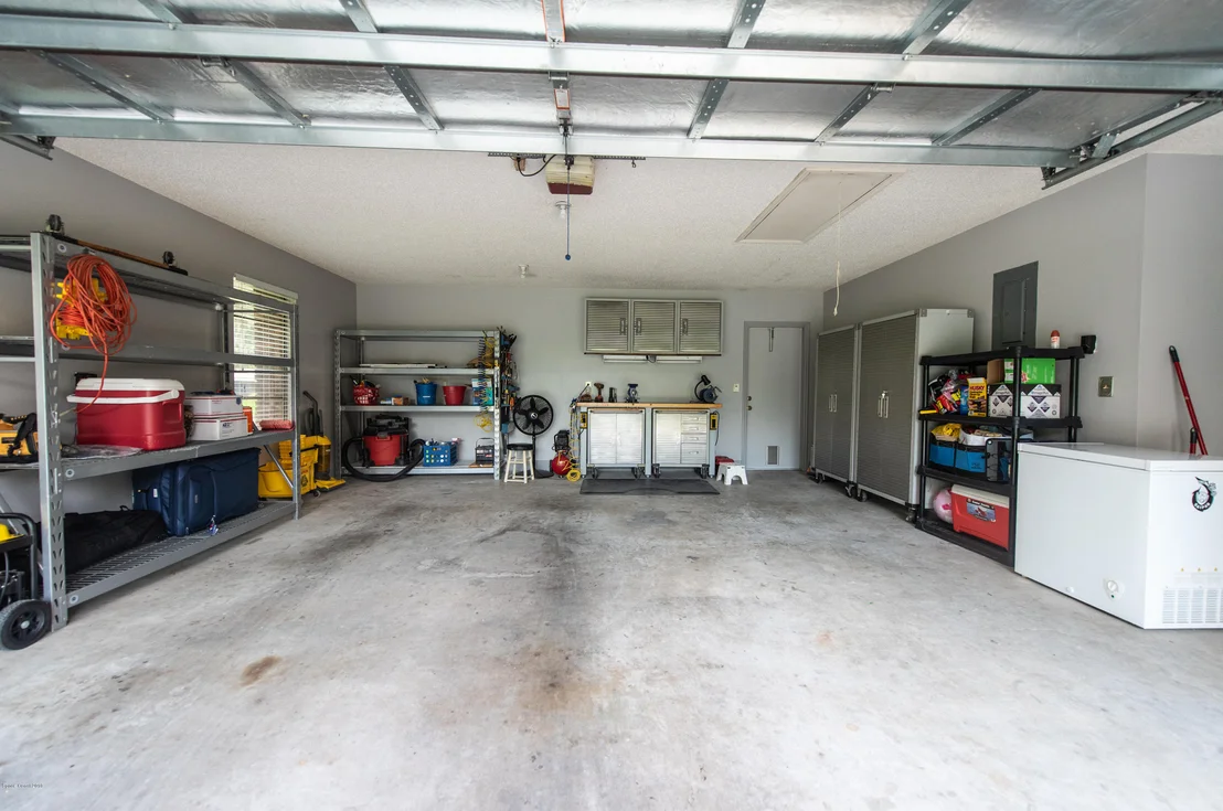Photo of 1870 Oakwood Trail