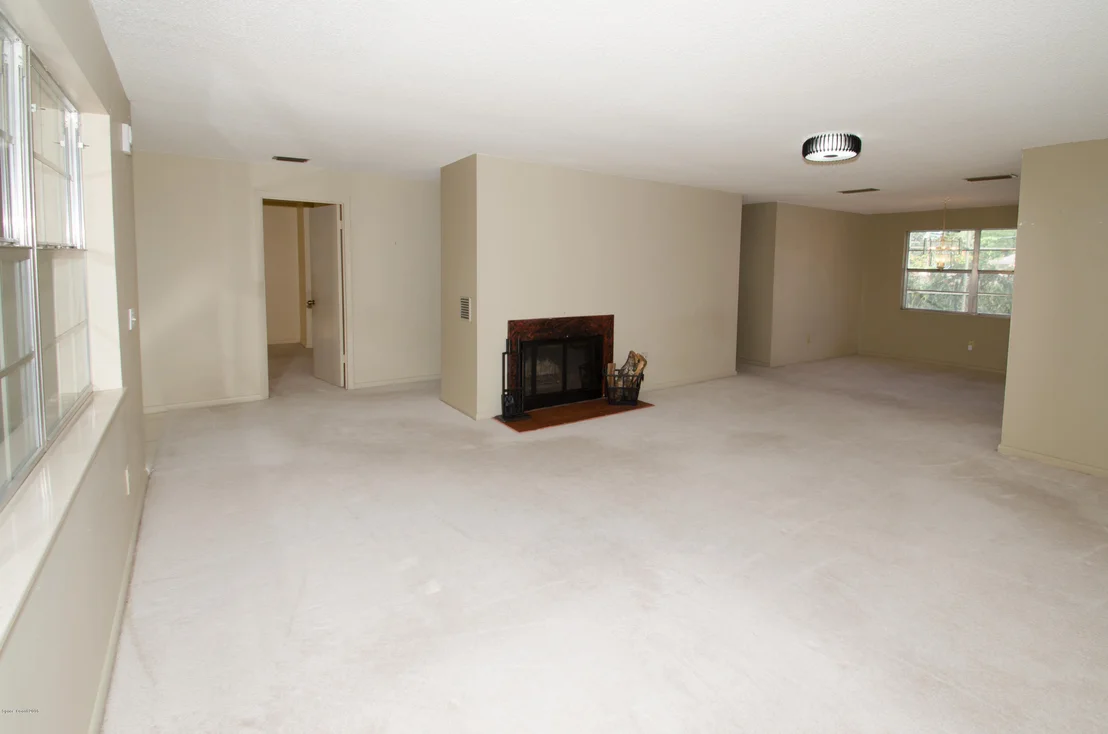 Photo of 300 Arcadia Avenue