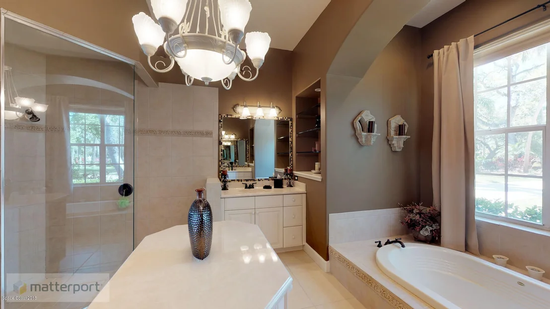 Photo of 3501 N Sylvan Lane
