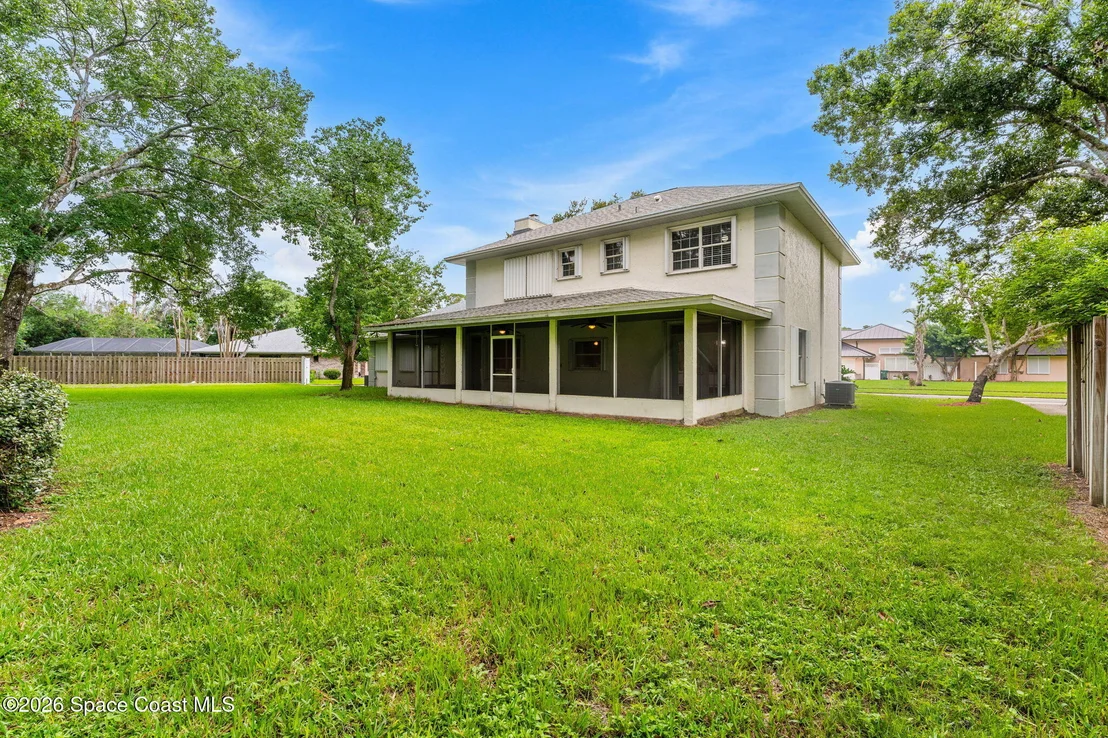 Photo of 578 Lake Ashley Circle