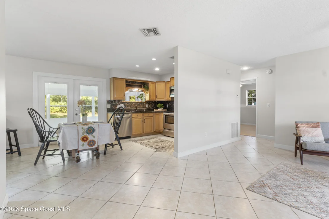 Photo of 874 Blossom Drive