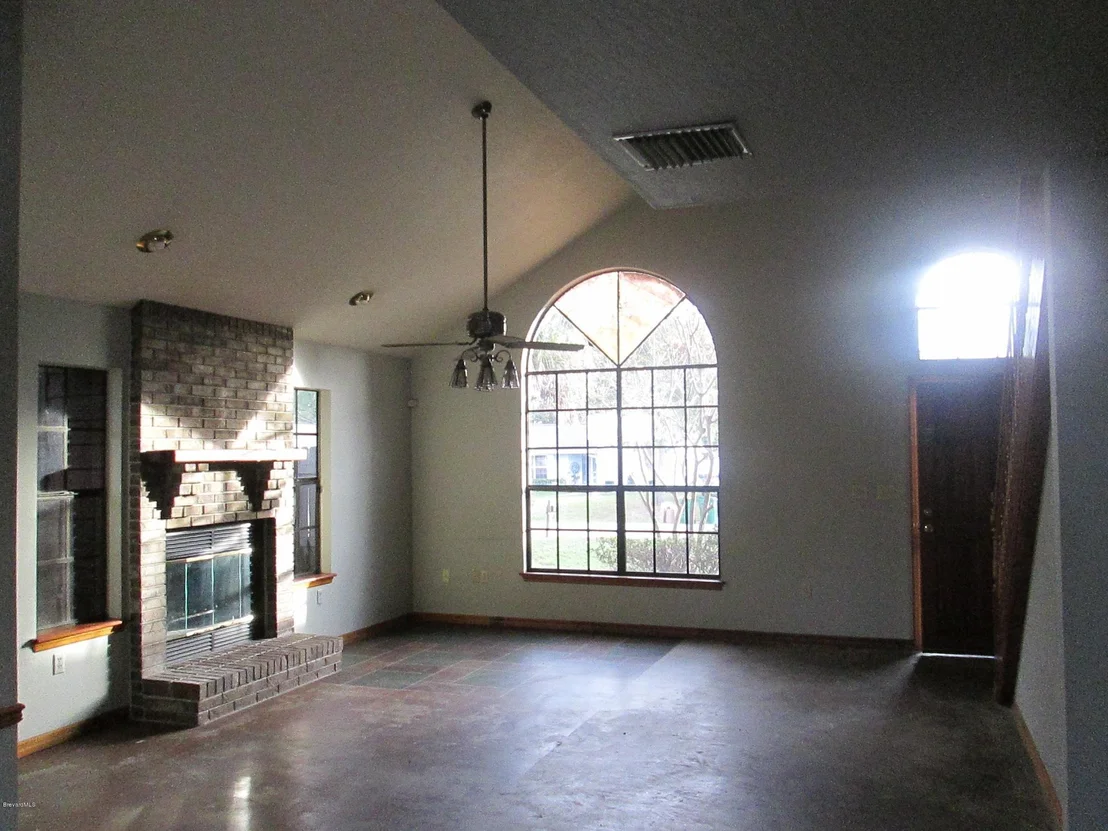 Photo of 6860 Cairo Road