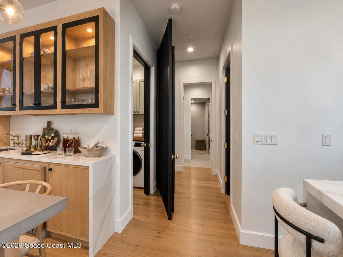 Photo of 785 Seymour Road NE