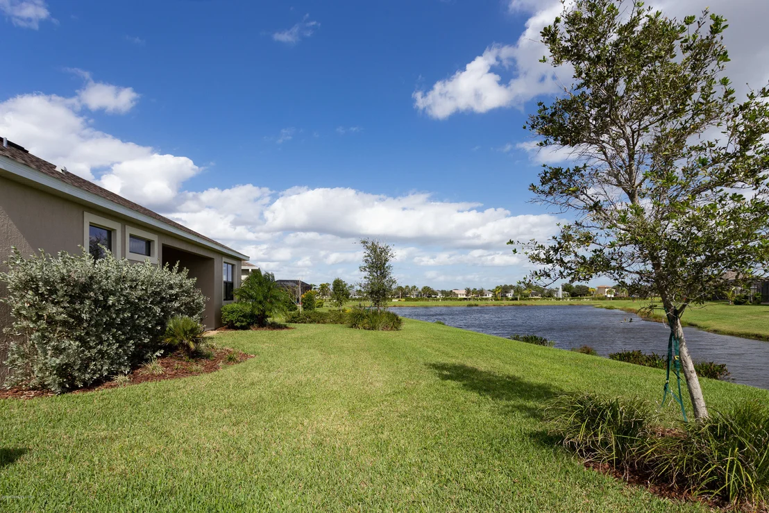 Photo of 7447 Bluemink Lane