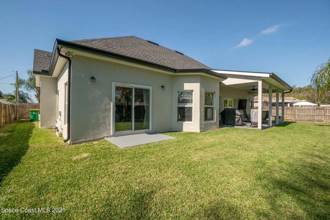 Photo of 6495 Bamboo Avenue