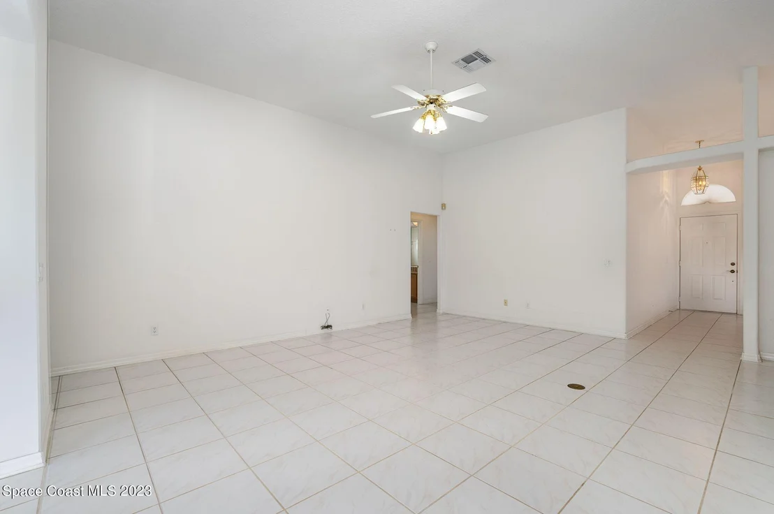 Photo of 928 Wimbledon Drive