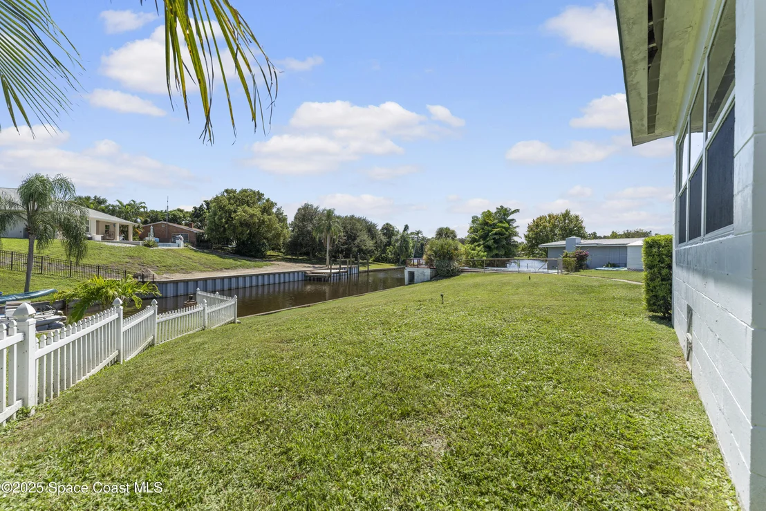 Photo of 1173 Sun Circle E