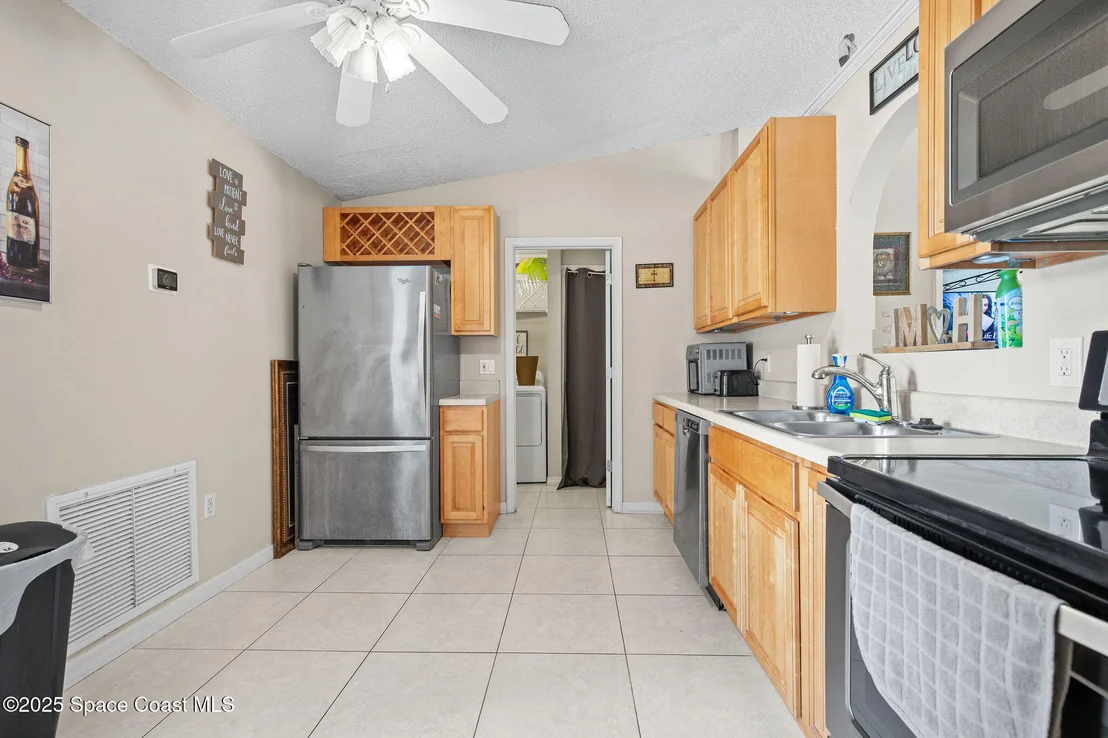 Photo of 2977 Sebastian Lane