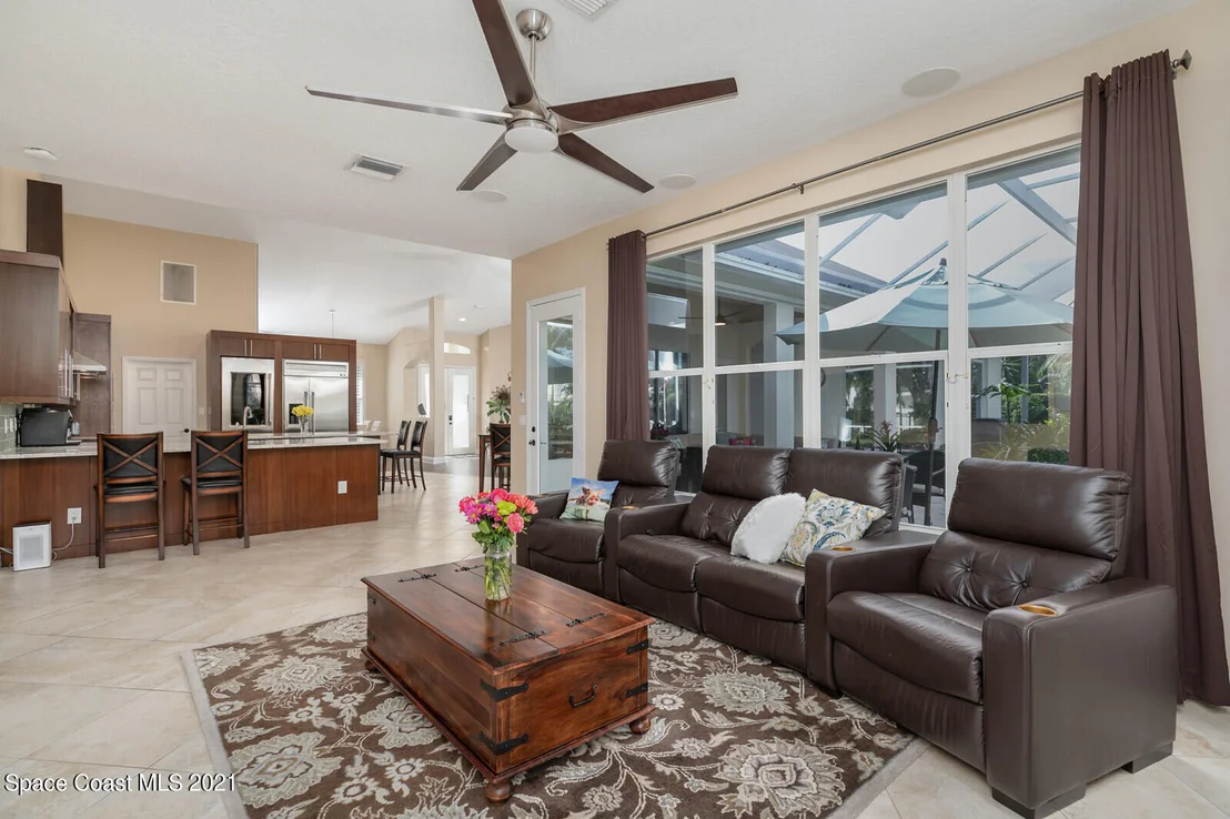 Photo of 800 Peregrine Drive